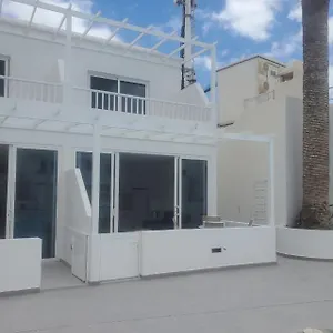Appartamento Atlantic View 2b 2 Bedroom Ground Floor, Complex Featured On A Place In The Sun, Puerto del Carmen (Lanzarote)